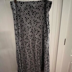 Christopher & Banks Blue and White Geometric Rayon Maxi Skirt